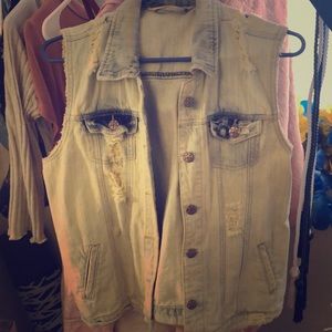 Sleeveless jean jacket